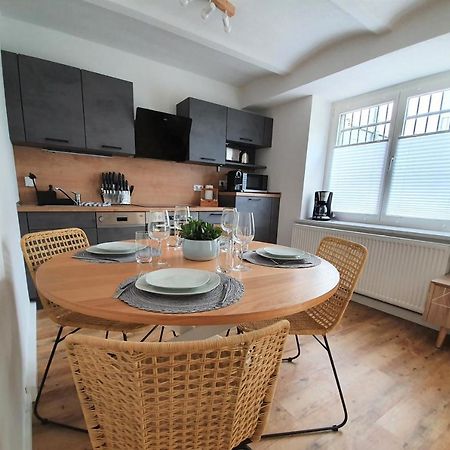 Pb Ferienwohnungen - Fewo 1 - Stilvoll Eingerichtetes Apartment Im Herzen Senftenbergs المظهر الخارجي الصورة