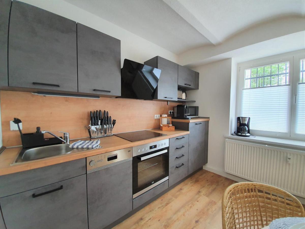 Pb Ferienwohnungen - Fewo 1 - Stilvoll Eingerichtetes Apartment Im Herzen Senftenbergs المظهر الخارجي الصورة