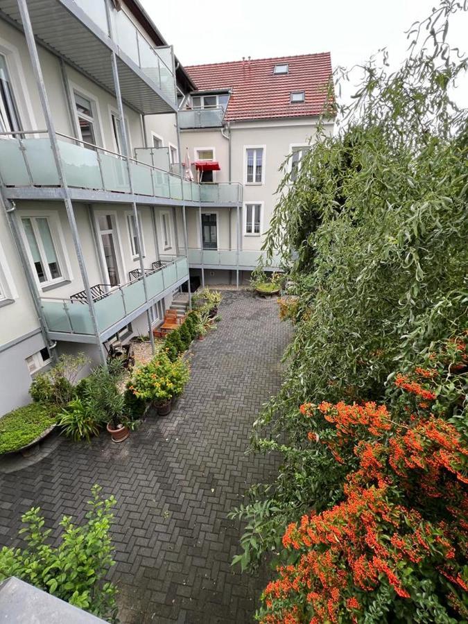 Pb Ferienwohnungen - Fewo 1 - Stilvoll Eingerichtetes Apartment Im Herzen Senftenbergs المظهر الخارجي الصورة